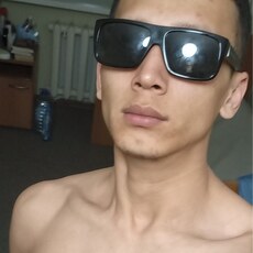 Фотография мужчины Олег, 25 лет из г. Томск