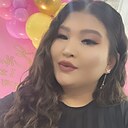 Гүлім, 33 года