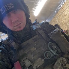 Артём, 25 из г. Донецк.