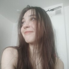 Фотография девушки Алина, 23 года из г. Екатеринбург