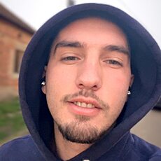 Фотография мужчины Alexandru, 21 год из г. Caransebeş