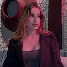 Фотография девушки Катя, 18 лет из г. Саратов