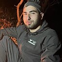 Артур, 25 лет