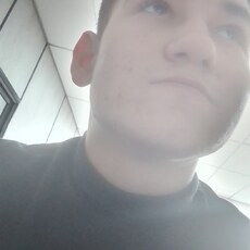 Фотография мужчины Раис, 19 лет из г. Екатеринбург