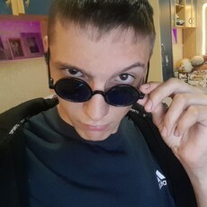 Фотография мужчины Миша, 18 лет из г. Кемерово