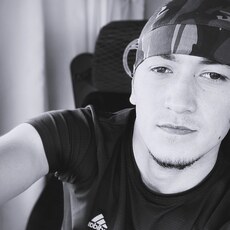 Фотография мужчины Лёша, 26 лет из г. Ташкент