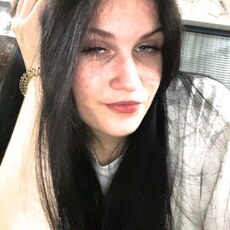 Фотография девушки Ксения, 19 лет из г. Старый Оскол