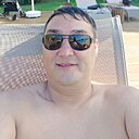 Макелеле, 42 года