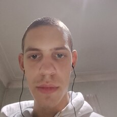 Фотография мужчины Антон, 20 лет из г. Псков