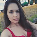 Victoria, 32 года