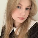 Кира, 24 года