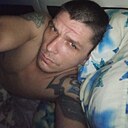 Макс, 33 года