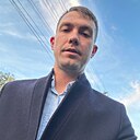 Илья, 33 года