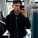 Нурааа, 18 лет