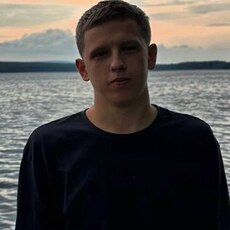 Фотография мужчины Алексей, 24 года из г. Кировград
