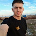 Гена, 22 года