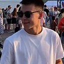 Данияр, 22 года