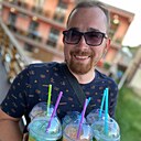 Илья, 33 года