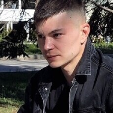 Фотография мужчины Антон, 22 года из г. Екатеринбург
