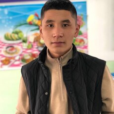 Фотография мужчины Алишер, 21 год из г. Подольск
