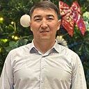 Даурен, 33 года