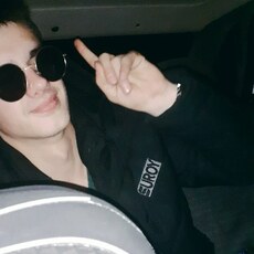 Фотография мужчины Николай, 24 года из г. Нижнегорский