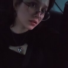 Фотография девушки Ксюша, 19 лет из г. Екатеринбург