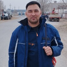 Фотография мужчины Руслан, 32 года из г. Новый Уренгой