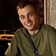 Фотография мужчины Артем, 26 лет из г. Ростов Великий