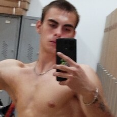 Фотография мужчины Илья, 20 лет из г. Саров