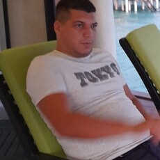 Фотография мужчины Олег, 35 лет из г. Санкт-Петербург