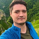 Макс, 32 года