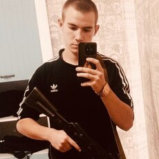 Фотография мужчины Олег, 19 лет из г. Канск