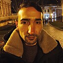 Узеїр, 34 года