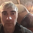 Валера, 44 года