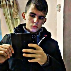Фотография мужчины Игорь, 21 год из г. Уссурийск