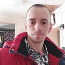 Макс, 33 года