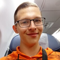 Фотография мужчины Арсений, 18 лет из г. Благовещенск