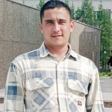 Фотография мужчины Ренат, 26 лет из г. Новый Уренгой