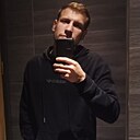 Михаил, 22 года