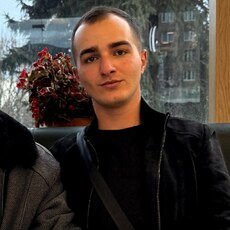 Фотография мужчины Ashot, 21 год из г. Ереван