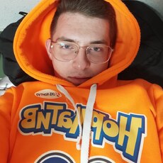 Фотография мужчины Игорь, 19 лет из г. Екатеринбург