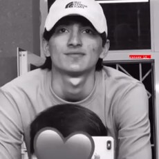 Фотография мужчины Shaxroz, 21 год из г. Санкт-Петербург