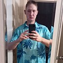 Максим, 23 года