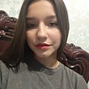 Нелли, 18 лет