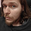 Денис, 24 года