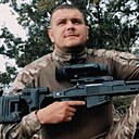 Денис, 33 года