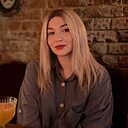 Виктория, 18 лет