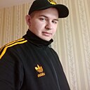 Денис, 24 года