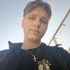 Фотография мужчины Илья, 21 год из г. Краснодон